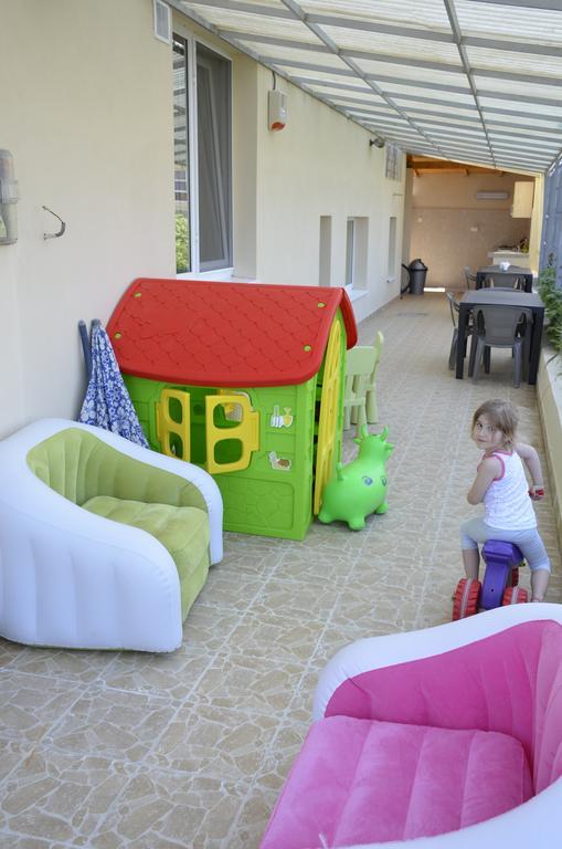 Vila Pacific Costinesti Luaran gambar